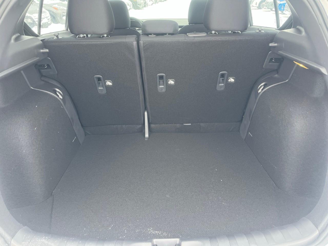 2025 Nissan Kicks Play S FWD Photo