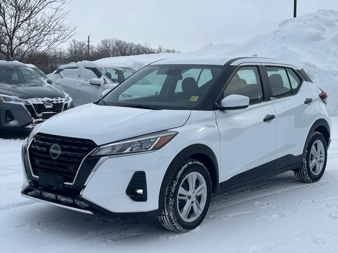 2025 Nissan Kicks Play S FWD Photo