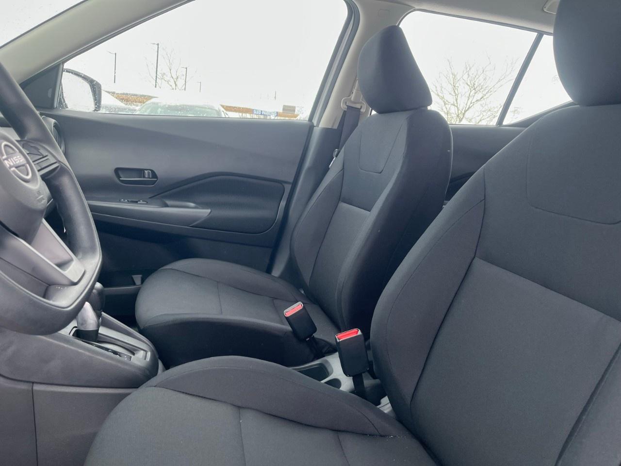 2025 Nissan Kicks Play S FWD Photo