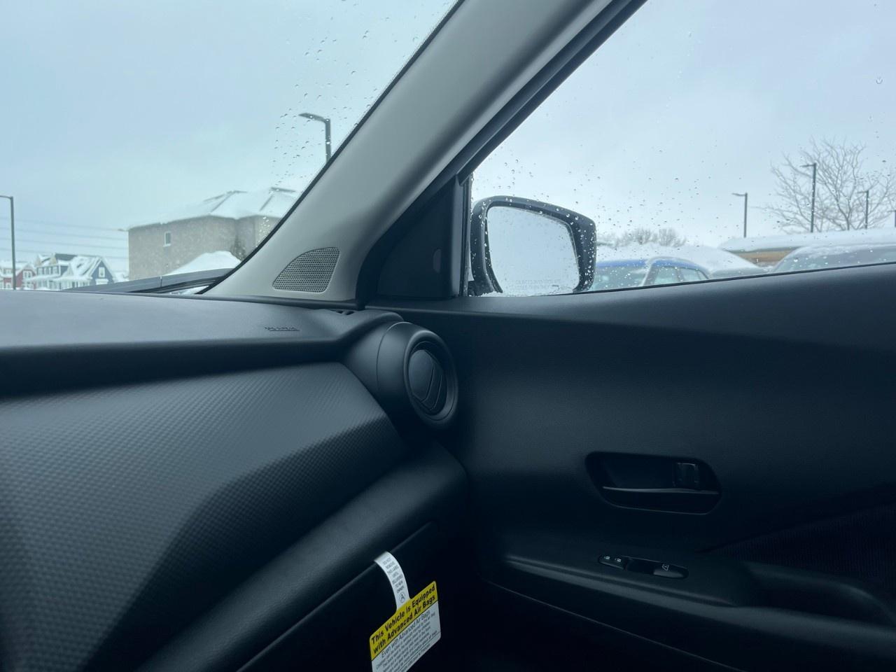 2025 Nissan Kicks Play S FWD Photo