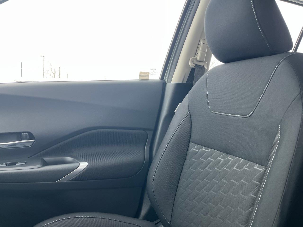 2025 Nissan Kicks Play SV FWD Photo