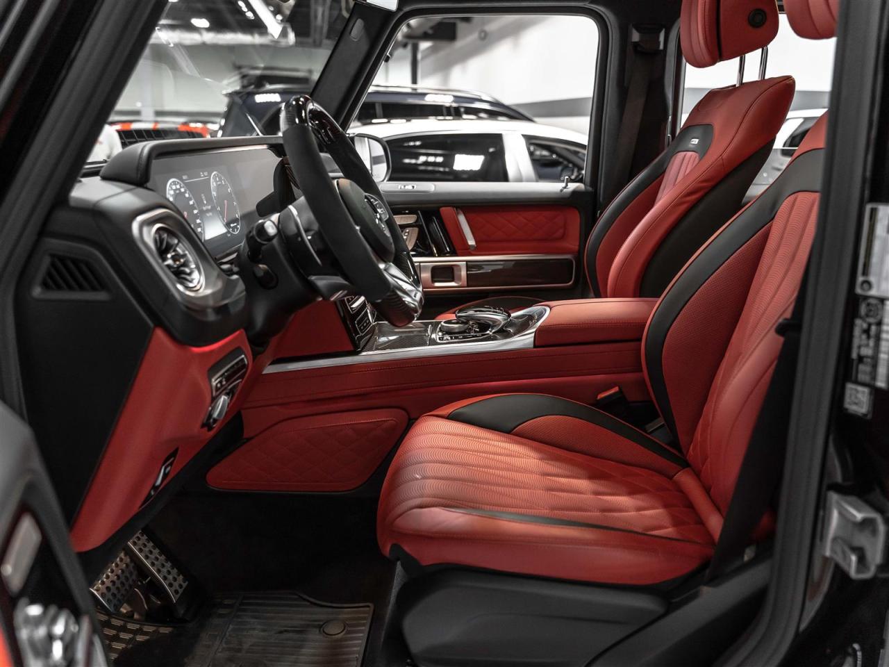 2019 Mercedes-Benz G63 AMG AMG G 63|CARBON INT|NIGHT PKG|BULL BAR|MASSAGE|360CAM|LOADED Photo