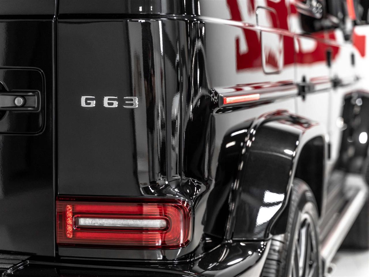 2019 Mercedes-Benz G63 AMG AMG G 63|CARBON INT|NIGHT PKG|BULL BAR|MASSAGE|360CAM|LOADED Photo