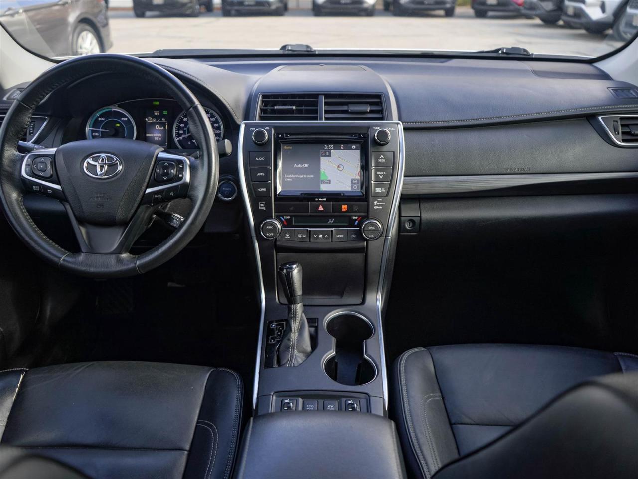 2017 Toyota Camry HYBRID XLE | HYBRID | LEATHER | NAV | NO ACCIDENTS Photo