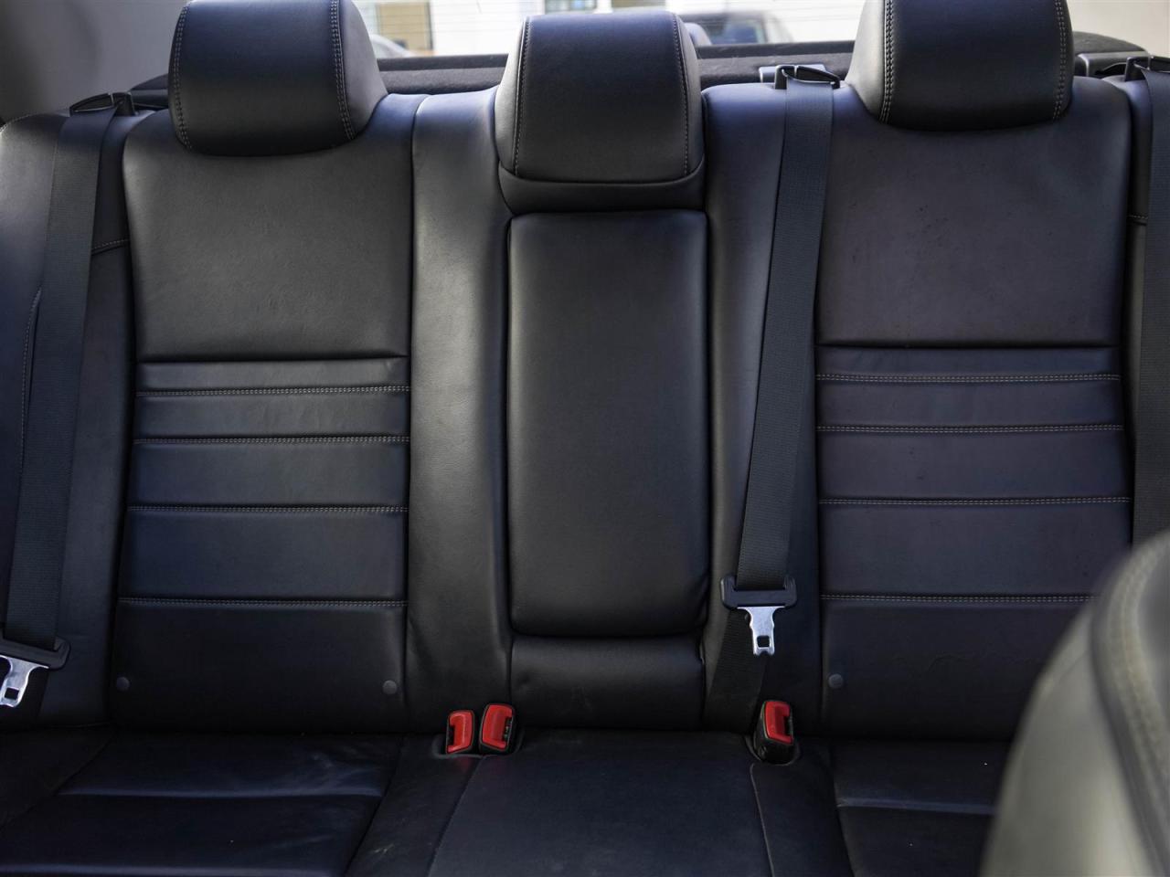 2017 Toyota Camry HYBRID XLE | HYBRID | LEATHER | NAV | NO ACCIDENTS Photo