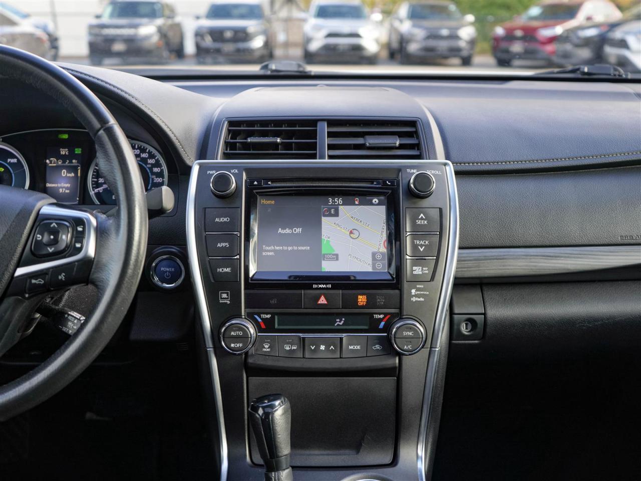 2017 Toyota Camry HYBRID XLE | HYBRID | LEATHER | NAV | NO ACCIDENTS Photo