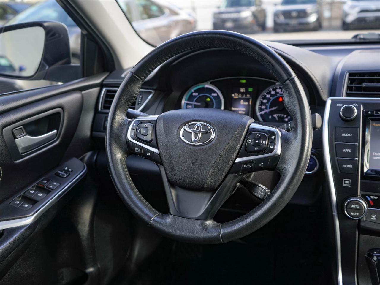 2017 Toyota Camry HYBRID XLE | HYBRID | LEATHER | NAV | NO ACCIDENTS Photo