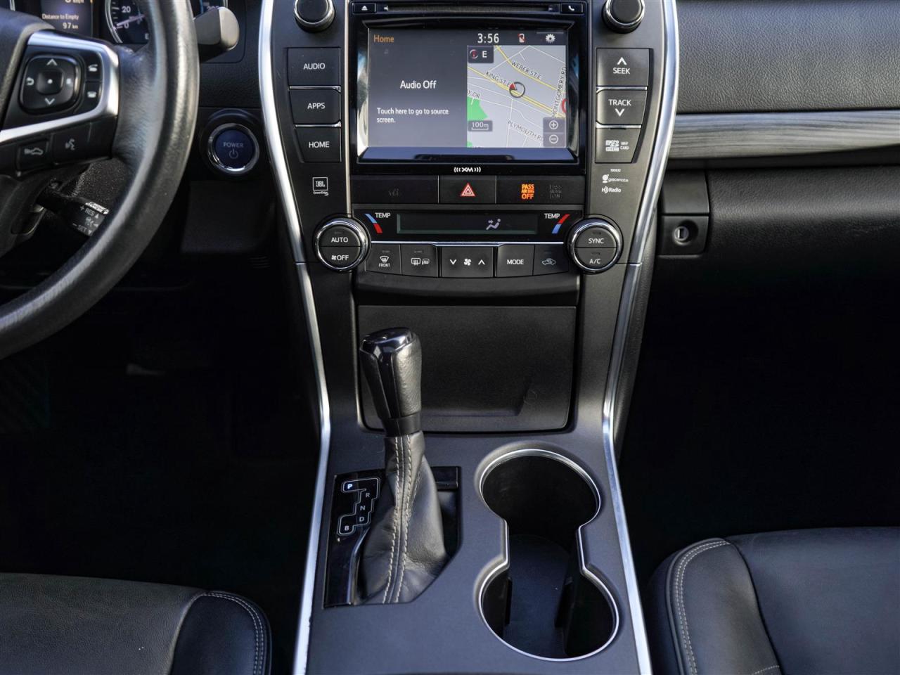 2017 Toyota Camry HYBRID XLE | HYBRID | LEATHER | NAV | NO ACCIDENTS Photo