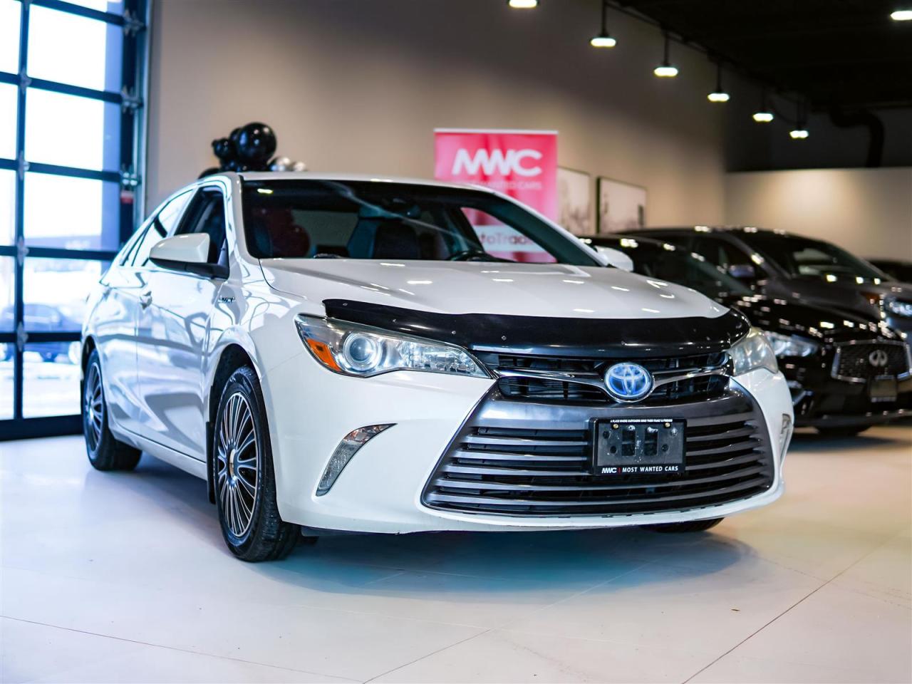 2017 Toyota Camry HYBRID XLE | HYBRID | LEATHER | NAV | NO ACCIDENTS Photo