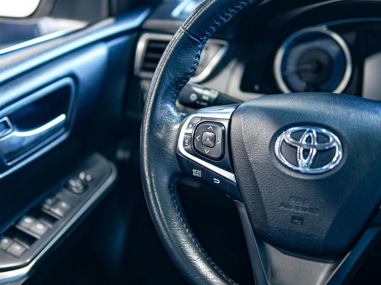 2017 Toyota Camry HYBRID XLE | HYBRID | LEATHER | NAV | NO ACCIDENTS Photo