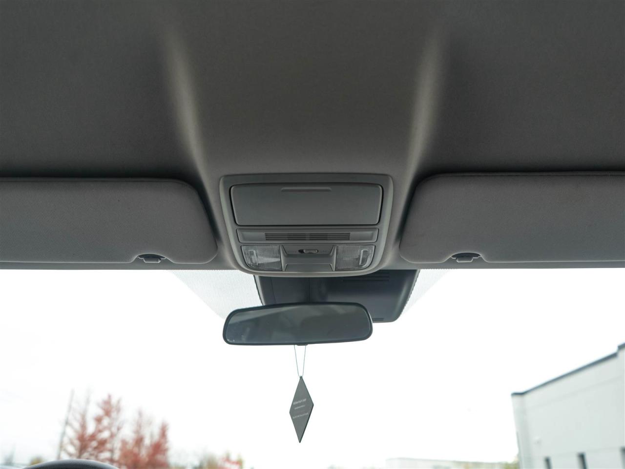 2022 Honda CR-V LX AWD | NO ACCIDENTS | PUSH BUTTON | APP CONNECT Photo