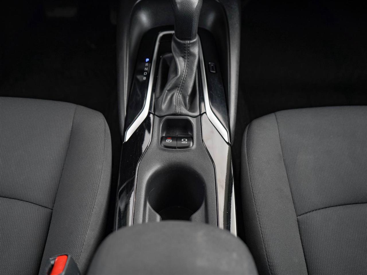 2021 Toyota Corolla LE | NO ACCIDENTS | HEATED SEATS | BLIND SPOT Photo