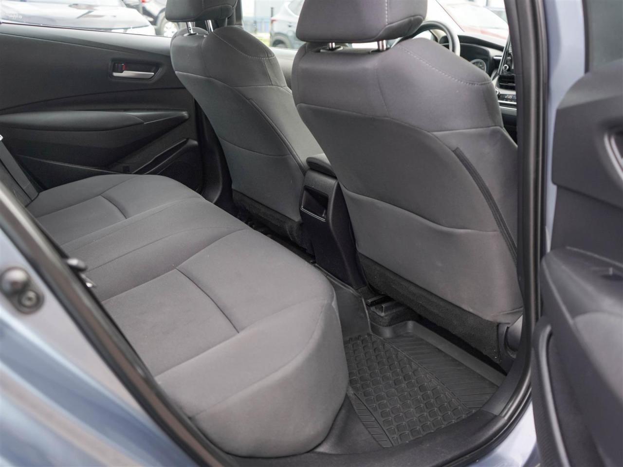 2021 Toyota Corolla LE | NO ACCIDENTS | HEATED SEATS | BLIND SPOT Photo