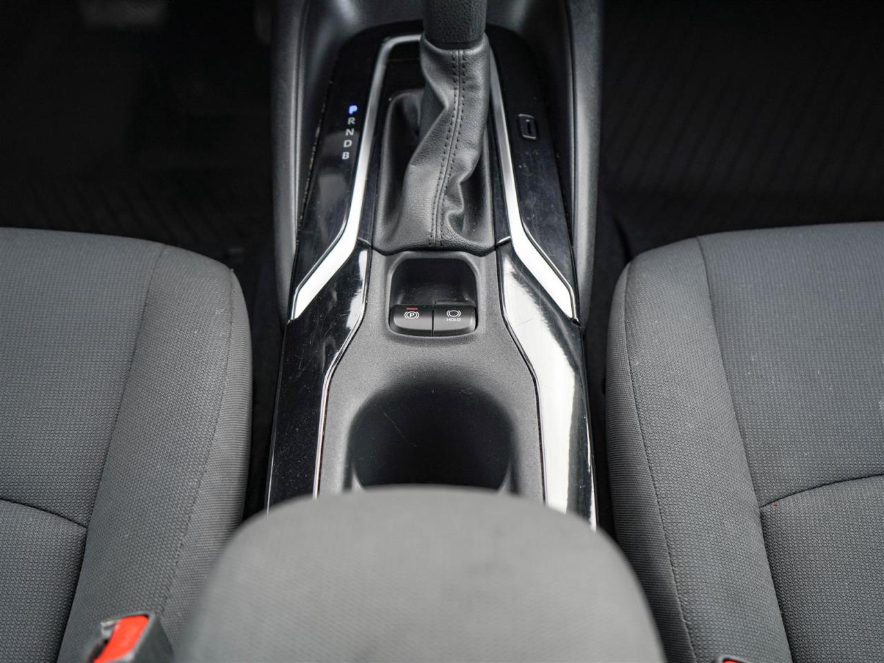 2021 Toyota Corolla LE | NO ACCIDENTS | HEATED SEATS | BLIND SPOT Photo