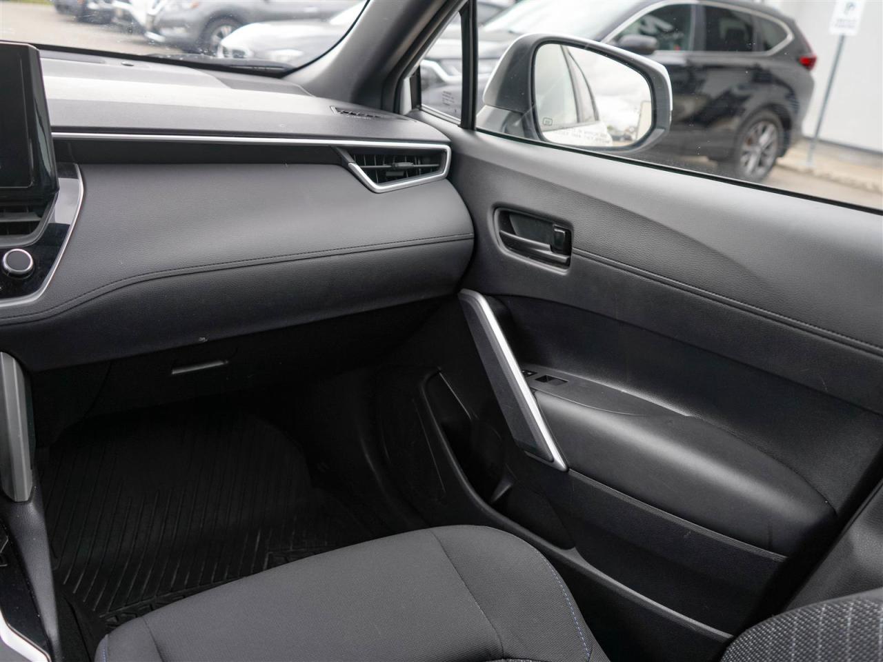 2023 Toyota Corolla Cross SE HYBRID AWD | NO ACCIDENTS | PUSH BUTTON | ALLOYS Photo