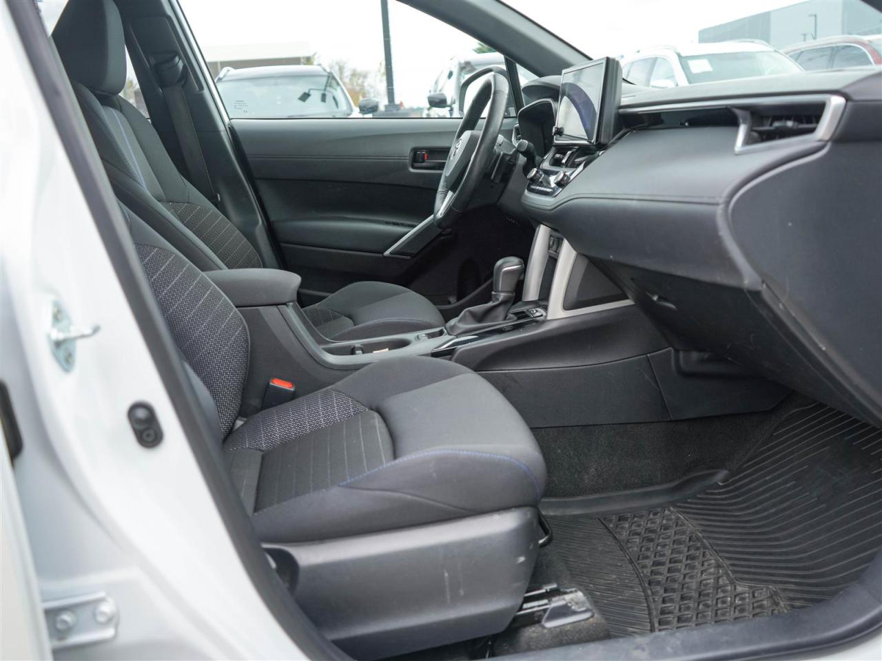 2023 Toyota Corolla Cross SE HYBRID AWD | NO ACCIDENTS | PUSH BUTTON | ALLOYS Photo