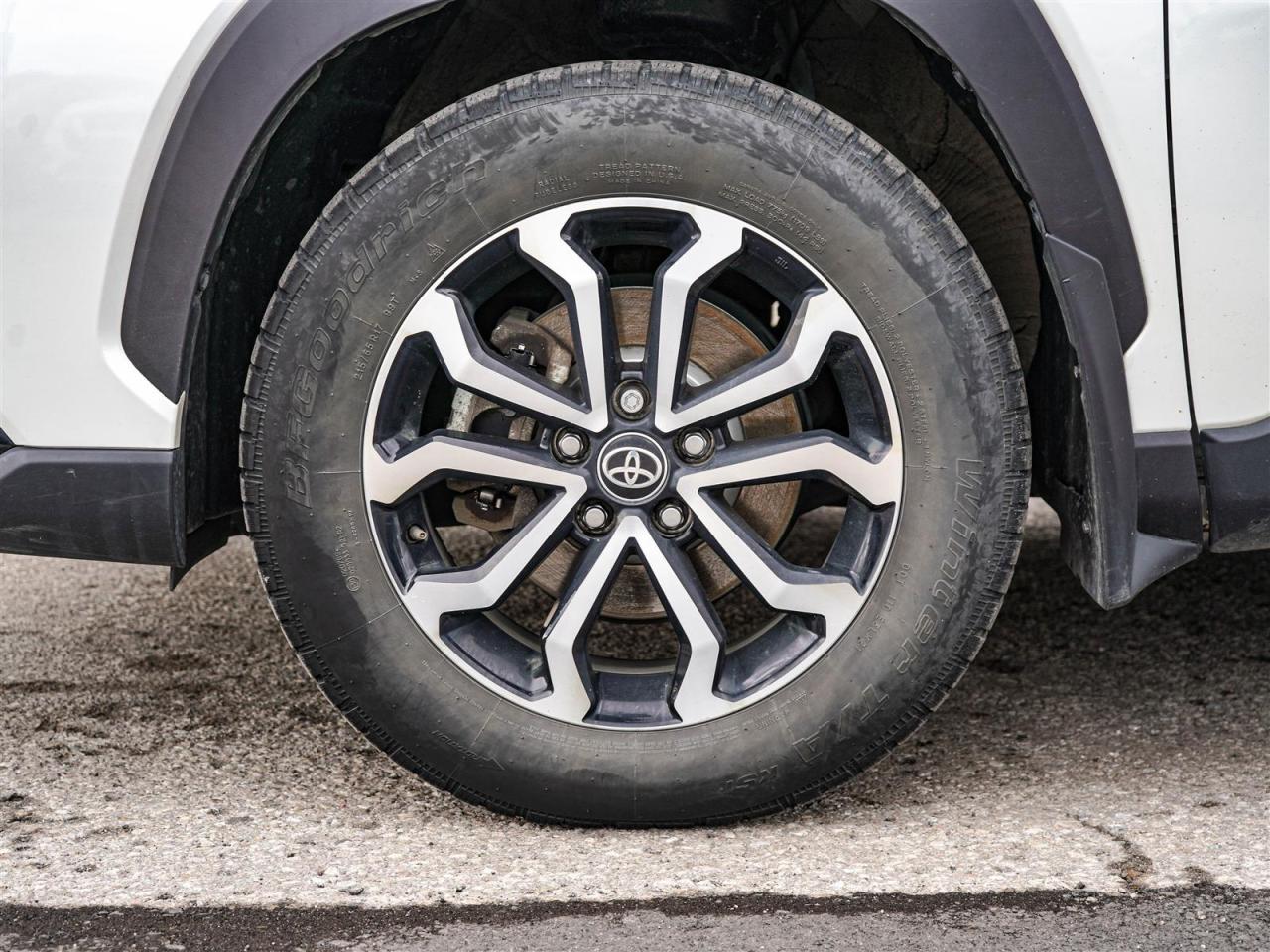 2023 Toyota Corolla Cross SE HYBRID AWD | NO ACCIDENTS | PUSH BUTTON | ALLOYS Photo