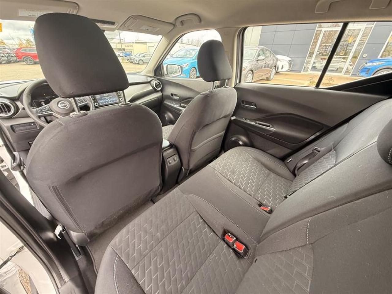 2023 Nissan Kicks SV CVT Photo