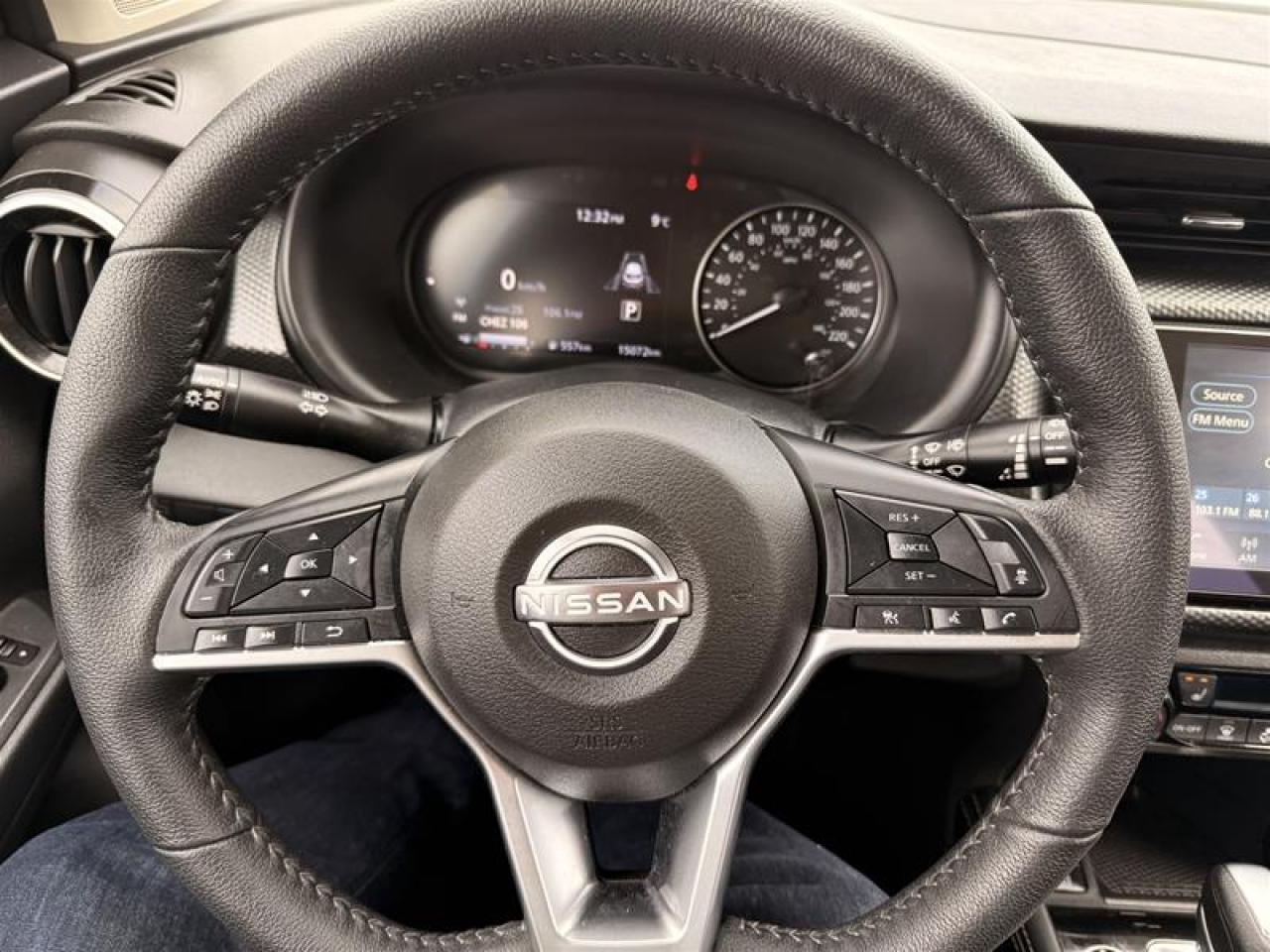 2023 Nissan Kicks SV CVT Photo