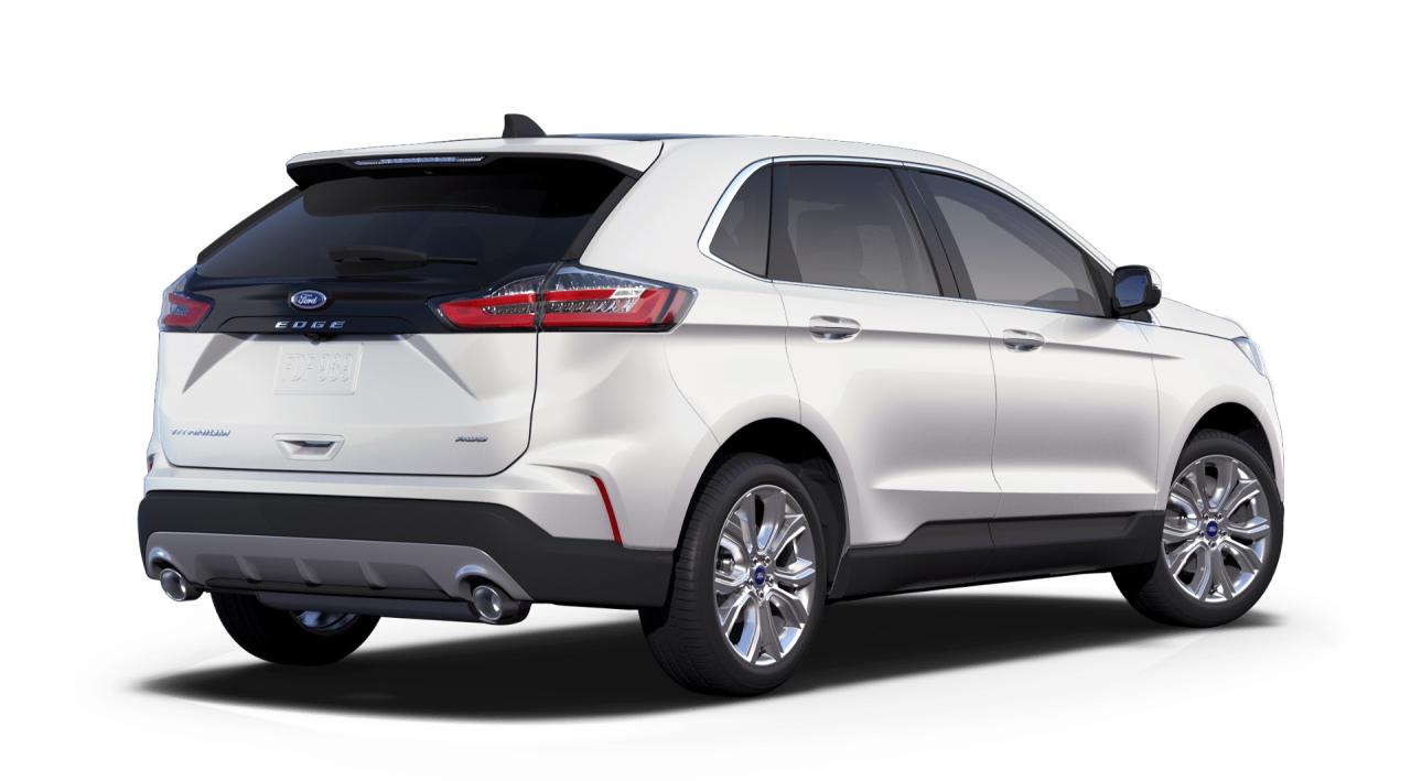 2023 Ford Edge Titanium AWD Photo2