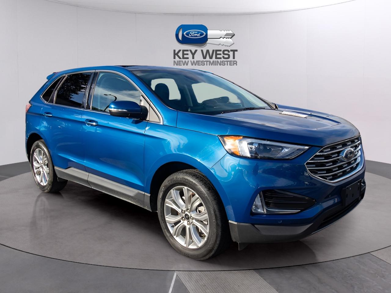 2023 Ford Edge Titanium AWD Photo3