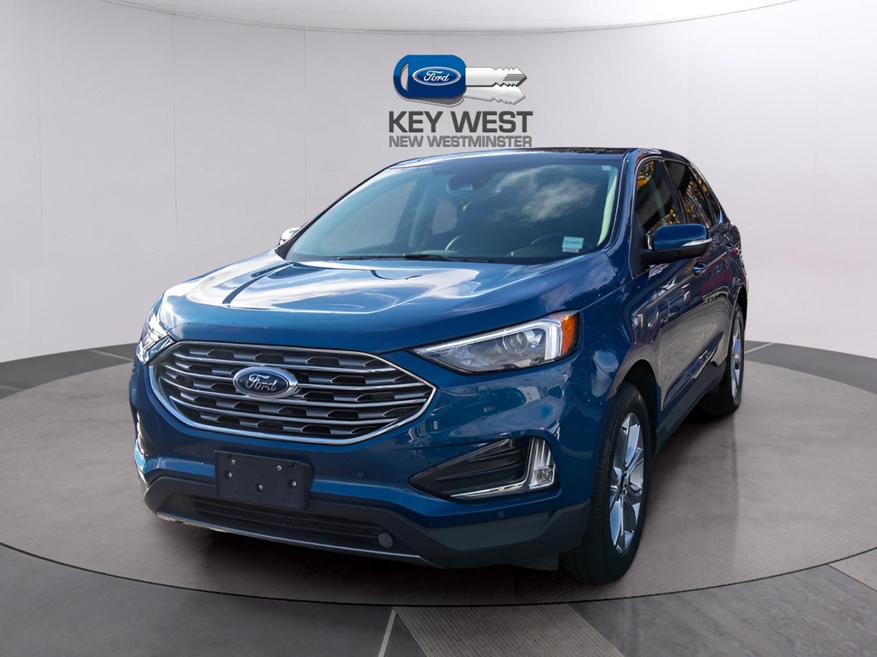 2023 Ford Edge Titanium AWD Photo1