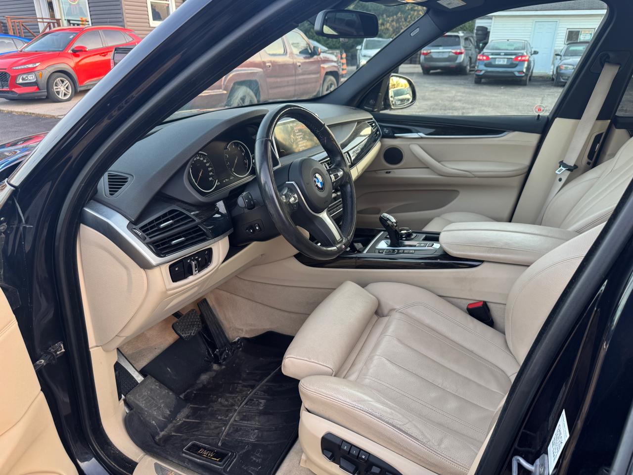 2015 BMW X5 xDrive35i MPACKAGE Photo