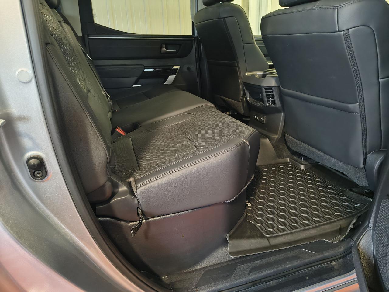 2024 Toyota Tundra Limited  Photo0