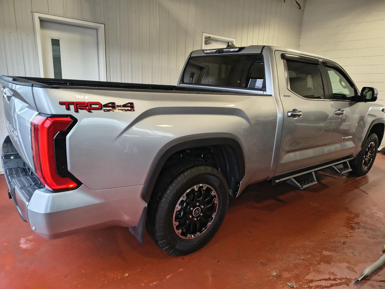 2024 Toyota Tundra Limited  Photo0