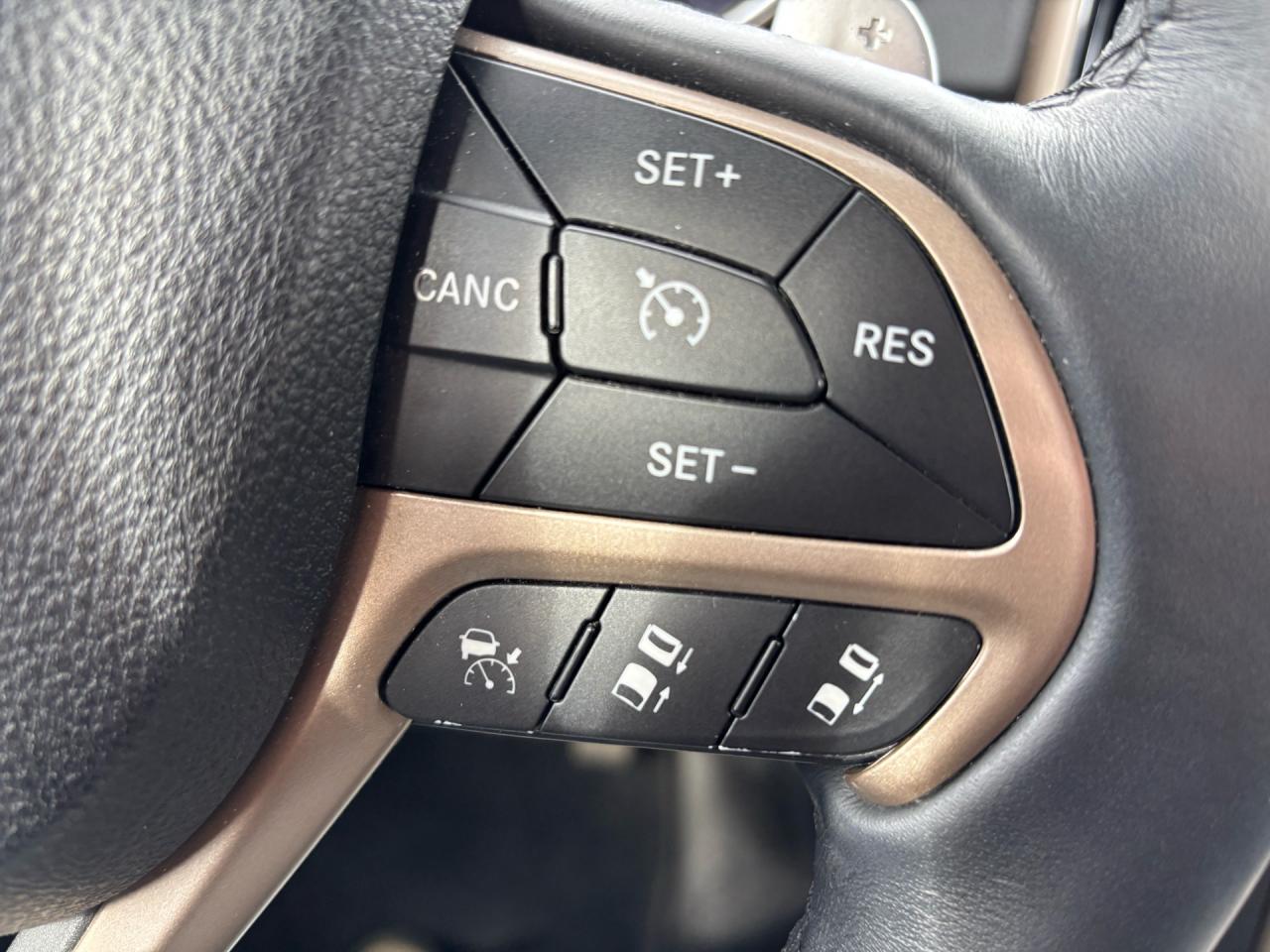 2015 Jeep Grand Cherokee 4WD 4dr Summit Photo