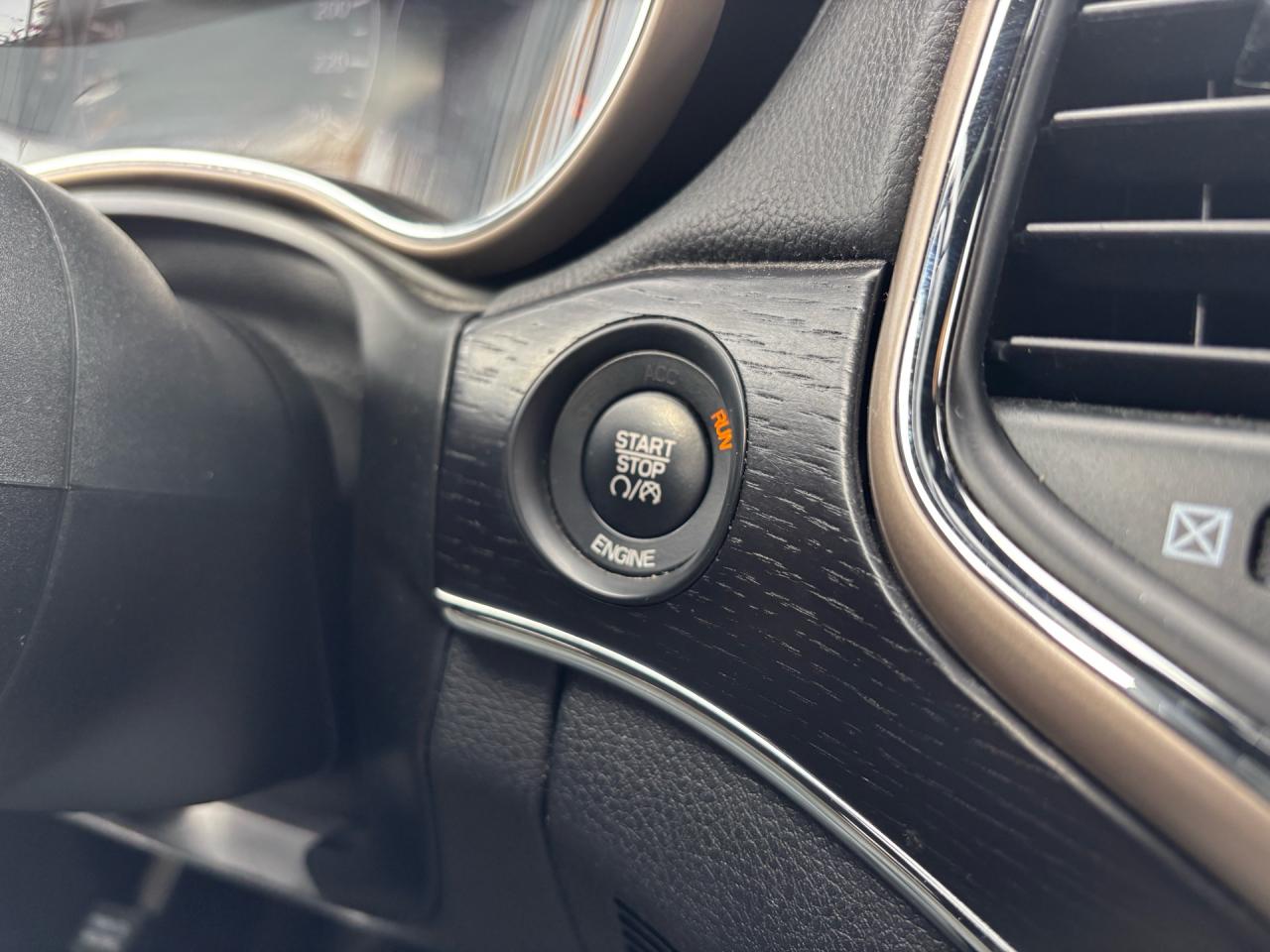 2015 Jeep Grand Cherokee 4WD 4dr Summit Photo