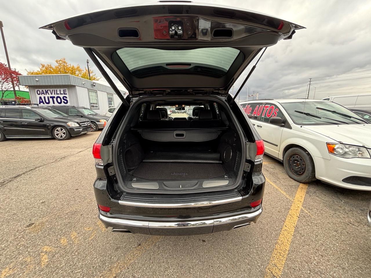 2015 Jeep Grand Cherokee 4WD 4dr Summit Photo