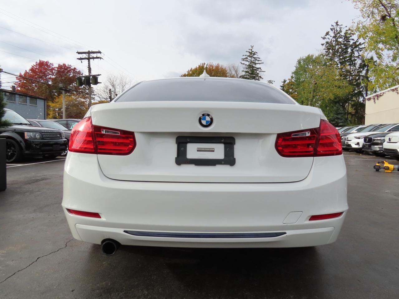 2014 BMW 3 Series 320i XDRIVE AWD - LEATHER - SUNROOF !!! Photo