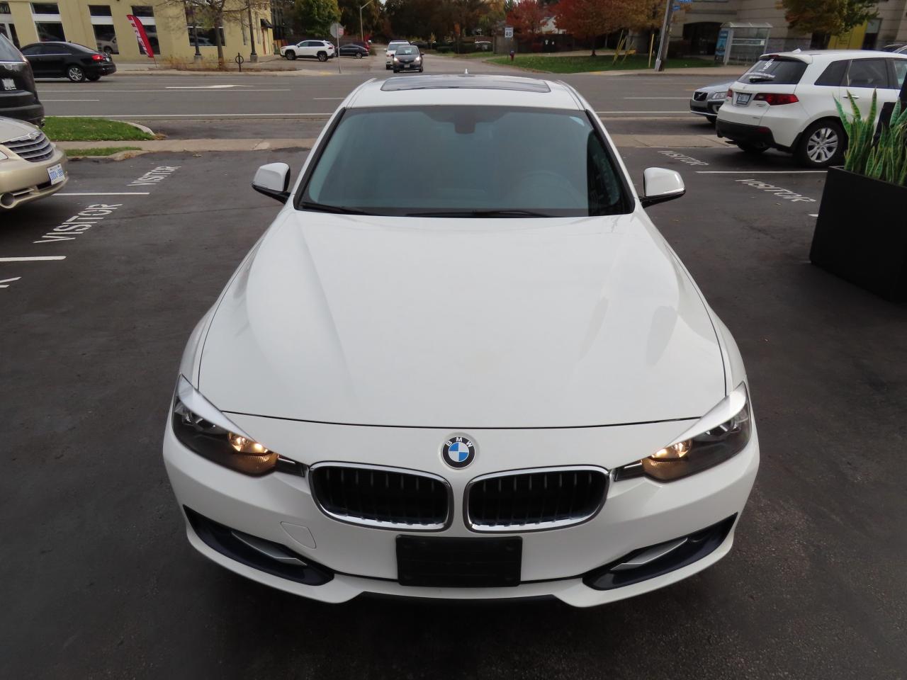 2014 BMW 3 Series 320i XDRIVE AWD - LEATHER - SUNROOF !!! Photo