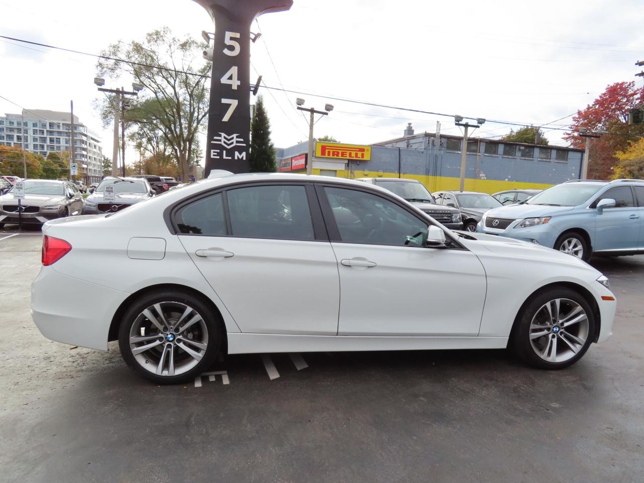 2014 BMW 3 Series 320i XDRIVE AWD - LEATHER - SUNROOF !!! Photo