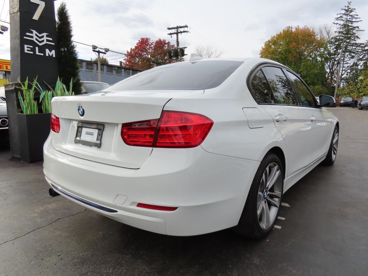 2014 BMW 3 Series 320i XDRIVE AWD - LEATHER - SUNROOF !!! Photo