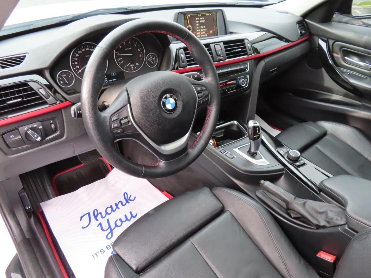 2014 BMW 3 Series 320i XDRIVE AWD - LEATHER - SUNROOF !!! Photo