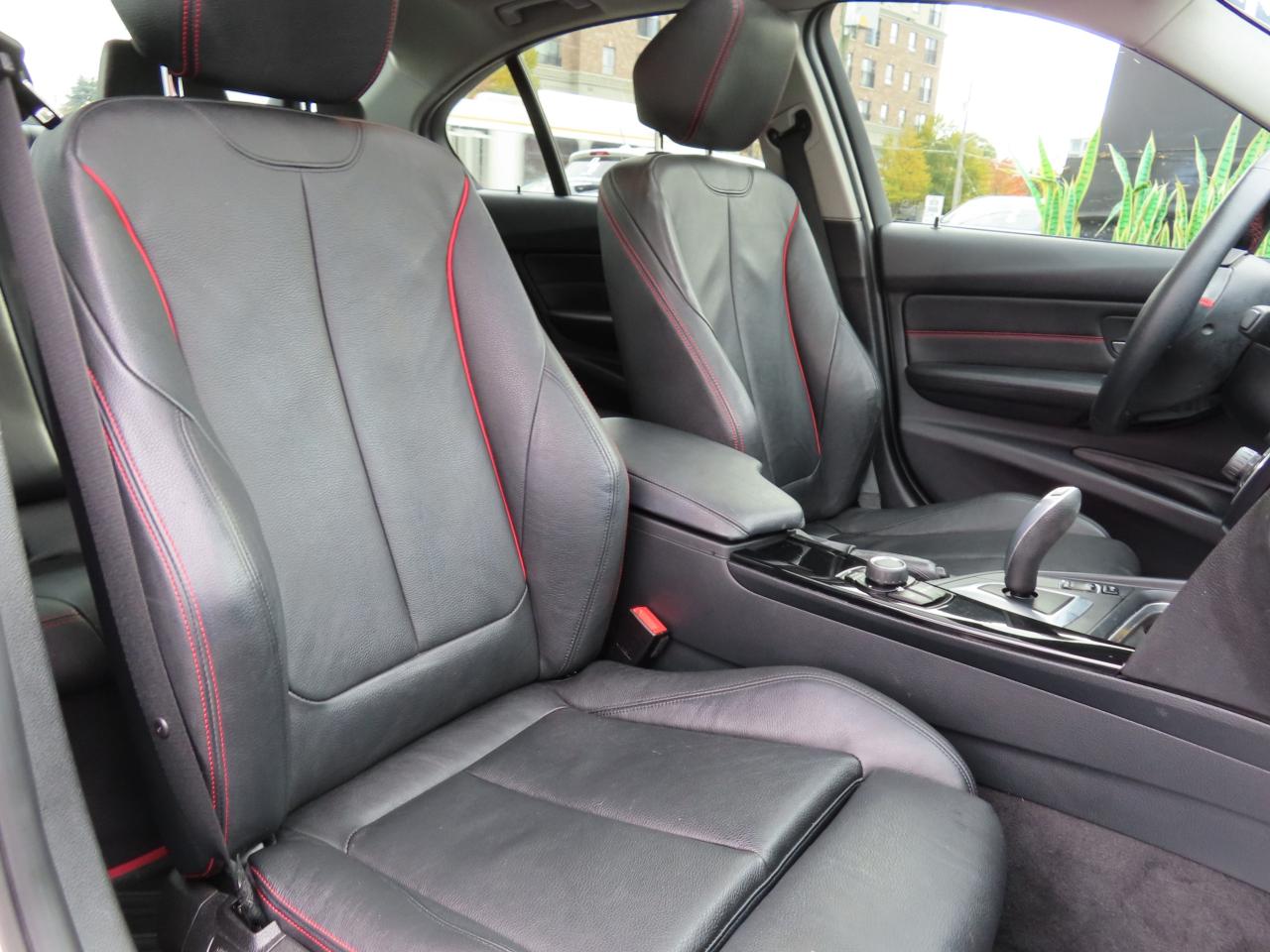 2014 BMW 3 Series 320i XDRIVE AWD - LEATHER - SUNROOF !!! Photo