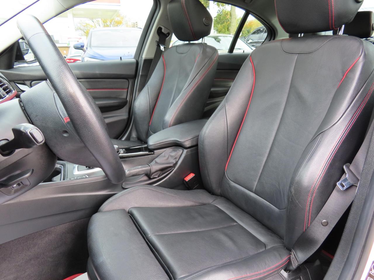 2014 BMW 3 Series 320i XDRIVE AWD - LEATHER - SUNROOF !!! Photo