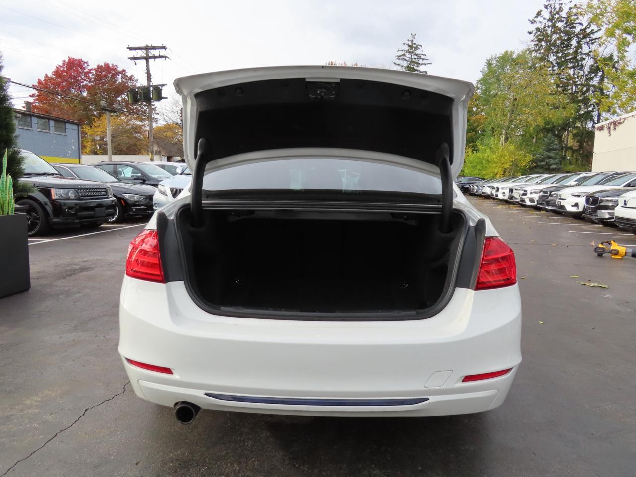 2014 BMW 3 Series 320i XDRIVE AWD - LEATHER - SUNROOF !!! Photo