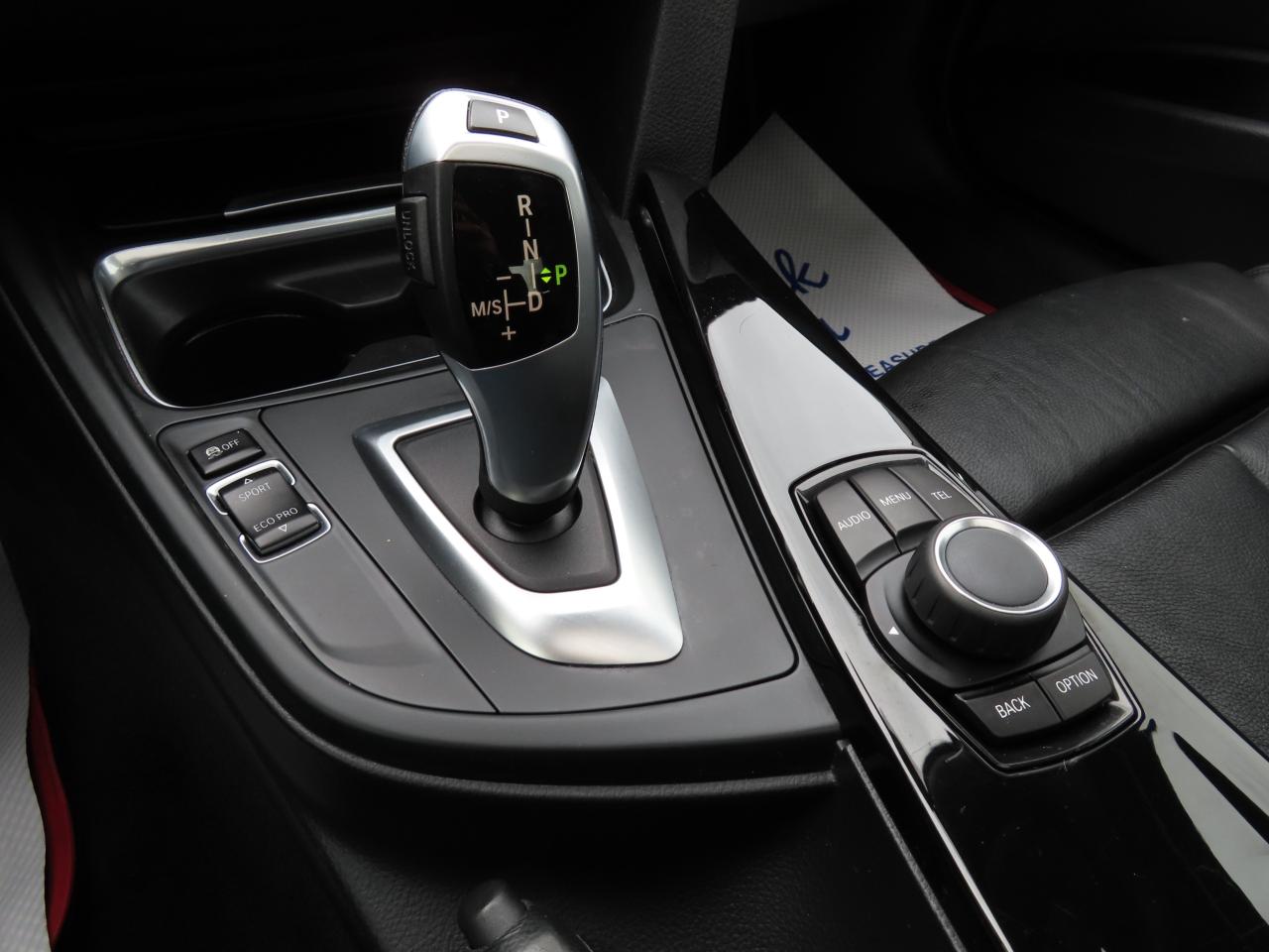 2014 BMW 3 Series 320i XDRIVE AWD - LEATHER - SUNROOF !!! Photo