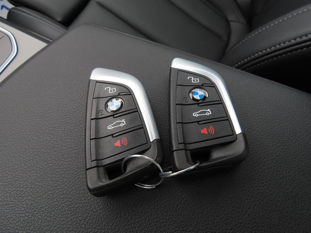 2024 BMW 2 Series 230I XDRIVE COUPE-NAVI-LEATHER-SUNROOF !!! Photo