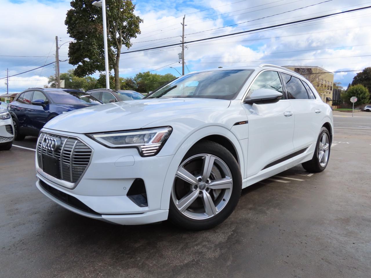 2019 Audi E-Tron PROGRESSIV QUATTRO - Navigation System - Blind Spot Monitor !!! Photo