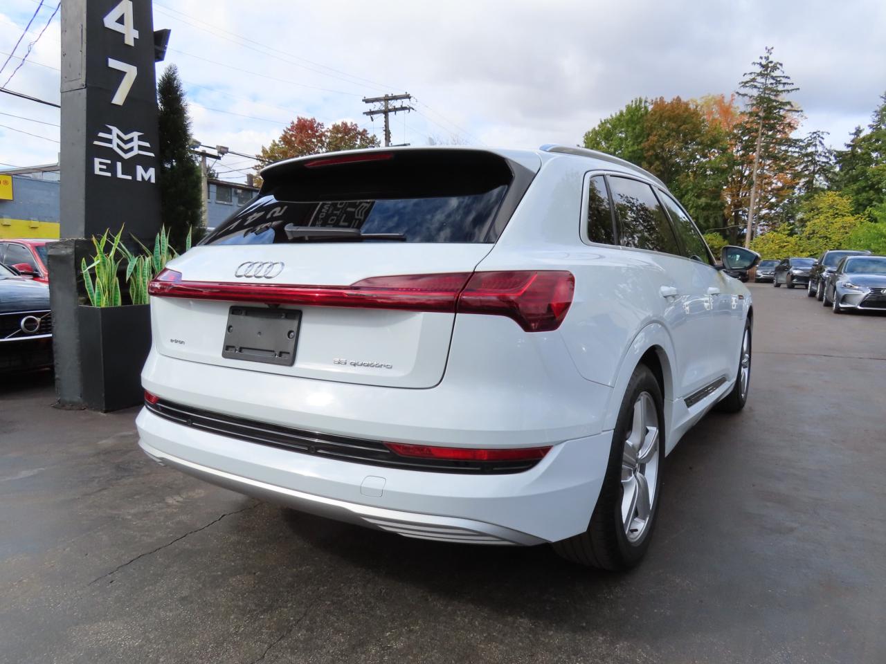 2019 Audi E-Tron PROGRESSIV QUATTRO - Navigation System - Blind Spot Monitor !!! Photo