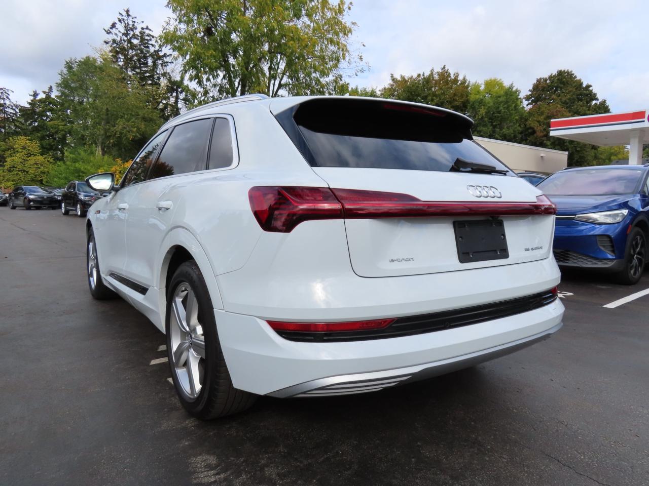 2019 Audi E-Tron PROGRESSIV QUATTRO - Navigation System - Blind Spot Monitor !!! Photo