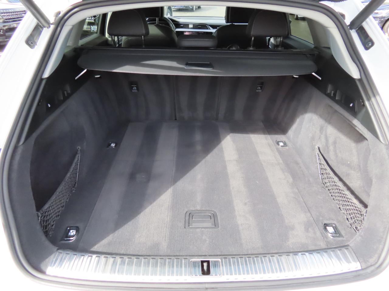 2019 Audi E-Tron PROGRESSIV QUATTRO - Navigation System - Blind Spot Monitor !!! Photo