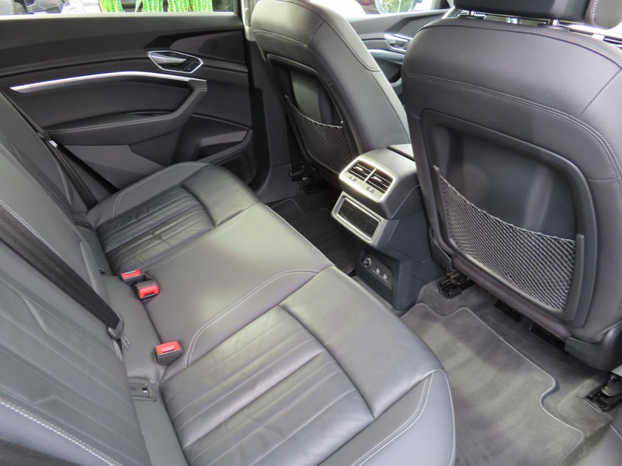 2019 Audi E-Tron PROGRESSIV QUATTRO - Navigation System - Blind Spot Monitor !!! Photo