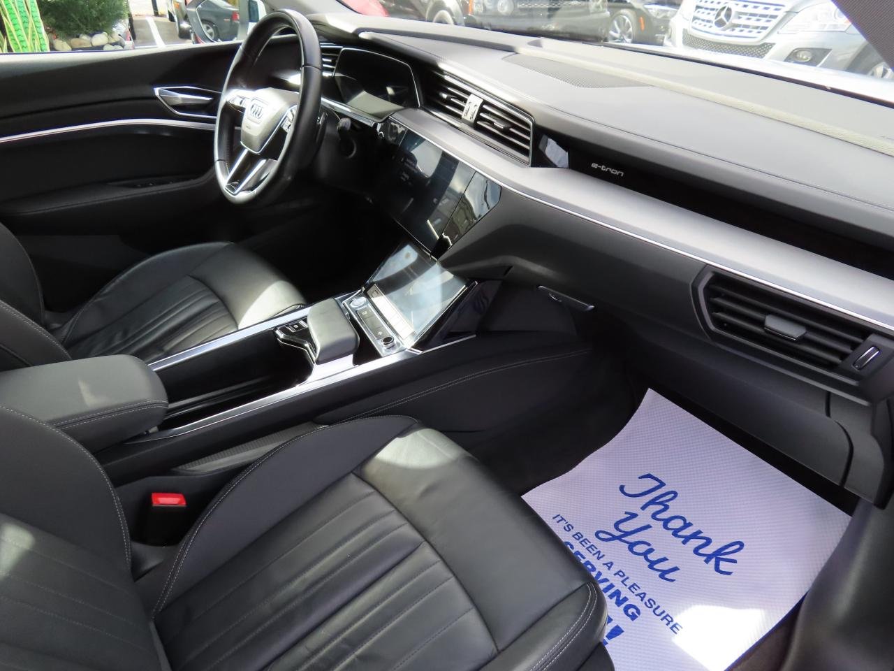 2019 Audi E-Tron PROGRESSIV QUATTRO - Navigation System - Blind Spot Monitor !!! Photo