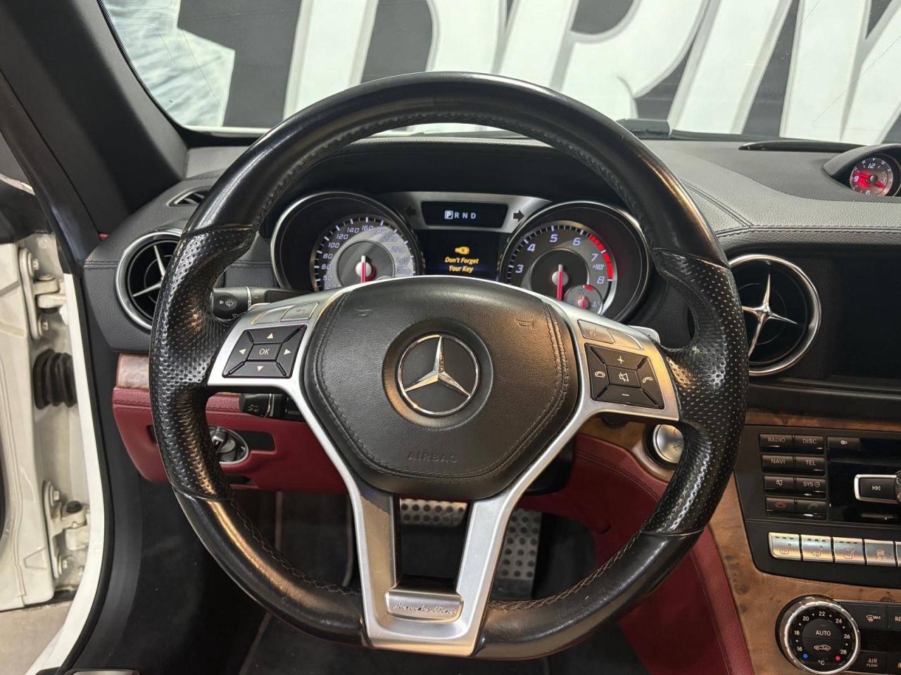 2014 Mercedes-Benz SL-Class 2dr Roadster SL 550 REBUILT $0 % DOWN FINANCE OAC Photo