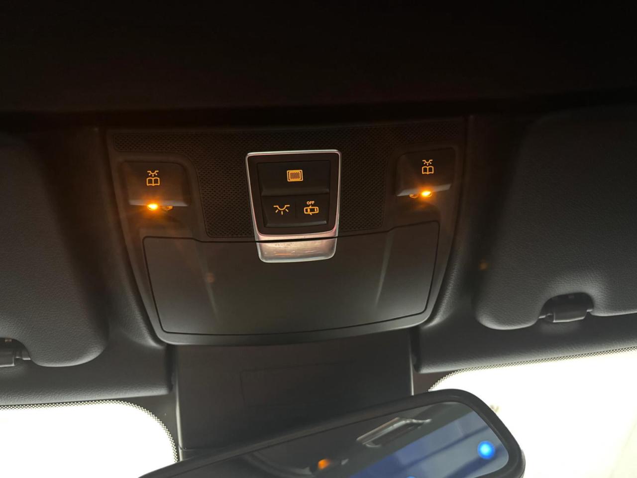 2014 Mercedes-Benz SL-Class 2dr Roadster SL 550 REBUILT $0 % DOWN FINANCE OAC Photo